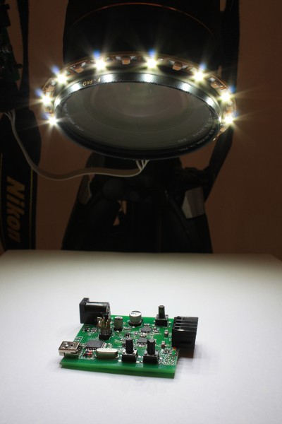 Corona an Objektiv montiert mit neutral-weissen LEDs
